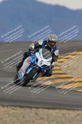 media/Jan-14-2023-SoCal Trackdays (Sat) [[497694156f]]/Turn 12 (120pm)/